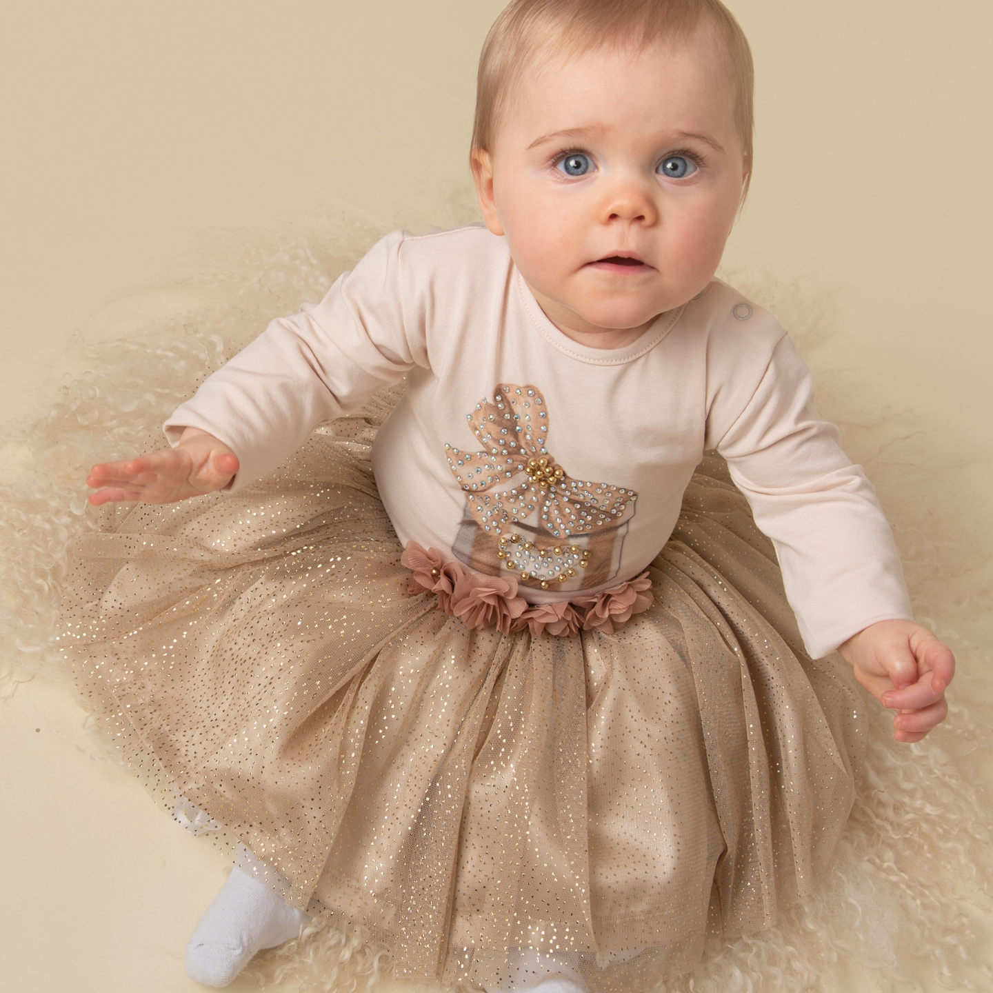 Caramelo Baby Girls Mink Present Skirt Set