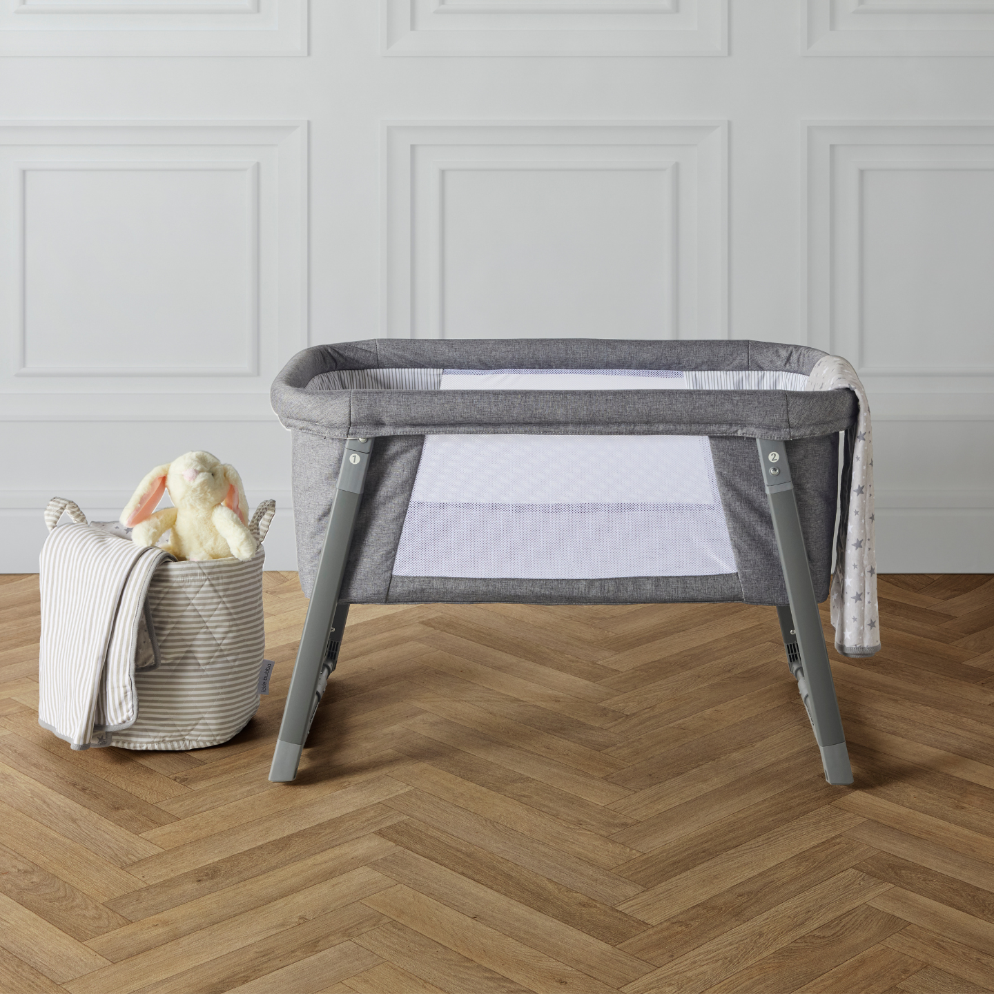 Ickle Bubba Mini Rocker Crib