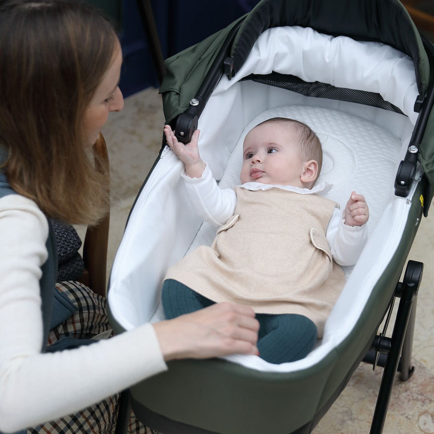 EX-DISPLAY Bebecar Pack Wei Combination & Car seat - Soft Black