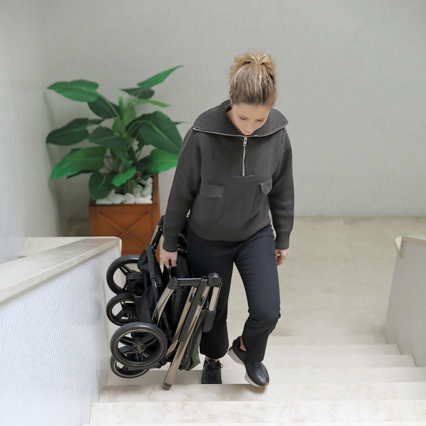 EX-DISPLAY Bebecar Pack Wei Combination & Car seat - Soft Black