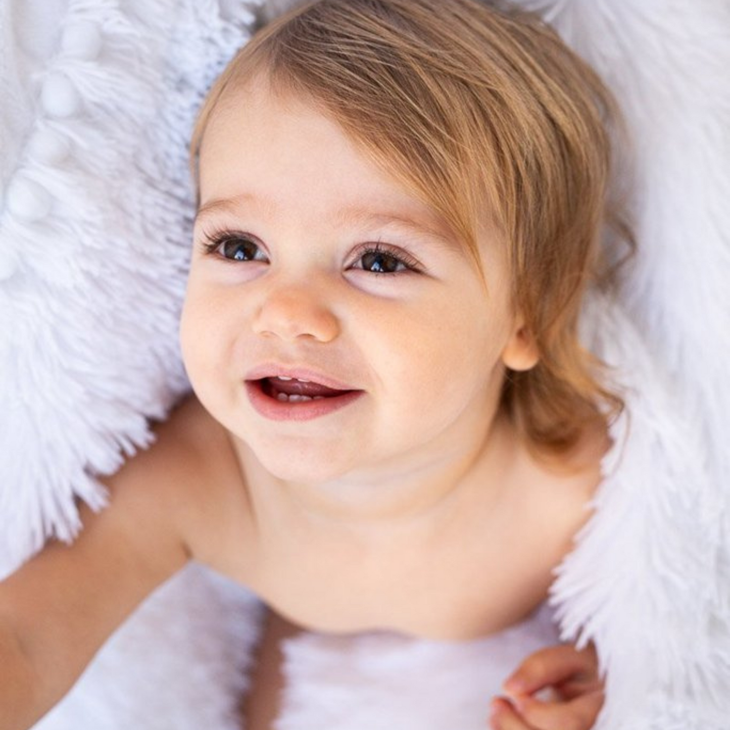 Koochicoo - Ice White Fluffy Baby Blanket