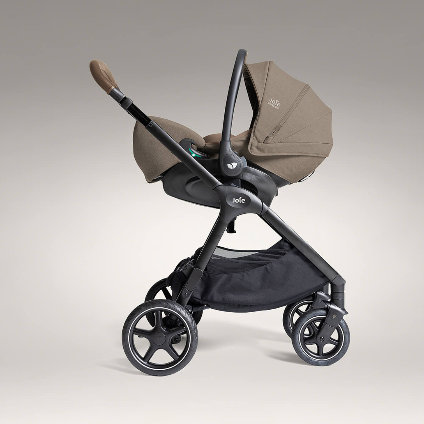 Joie Signature Finiti Flex Travel Ready Bundle - Maple