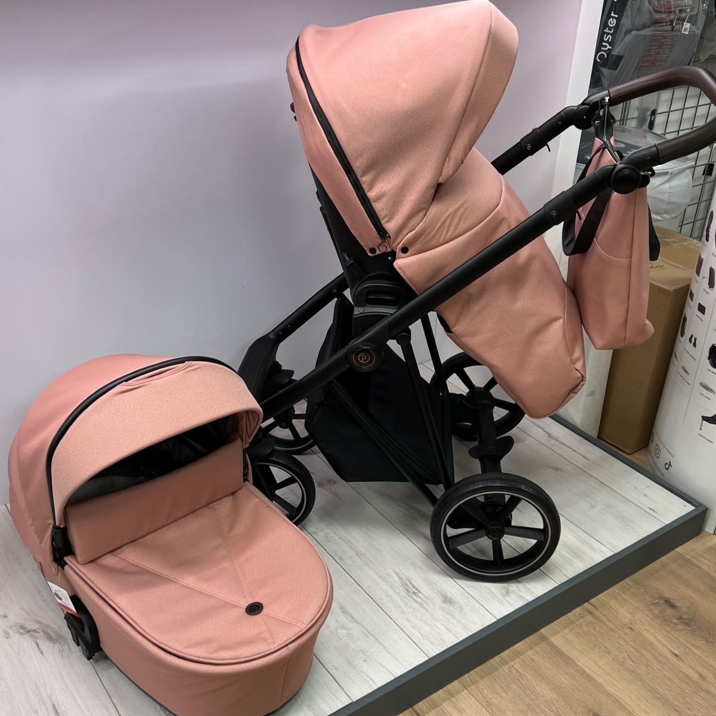 EX-DISPLAY Babystyle Prestige3 Coral 13 Piece Bundle