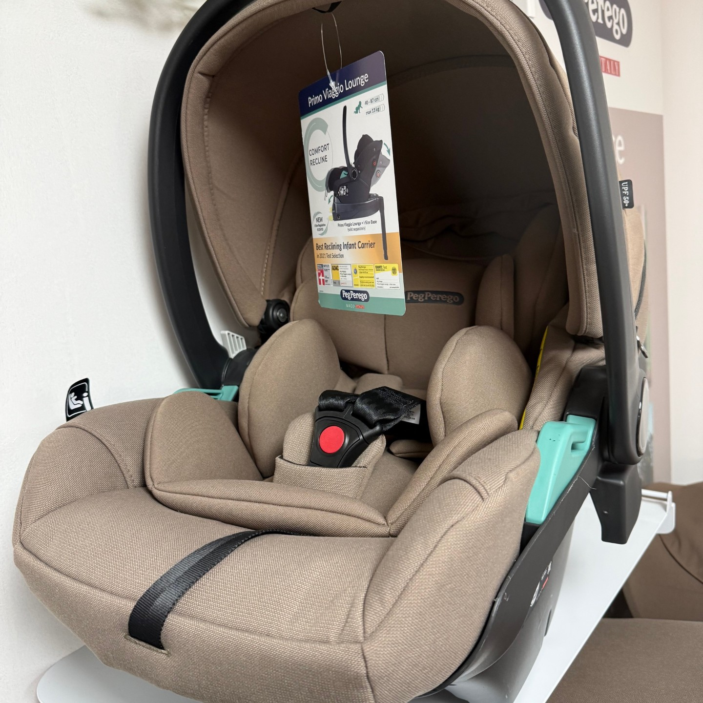 EX-DISPLAY Peg Perego Veloce Deluxe Pine Bark Travel System