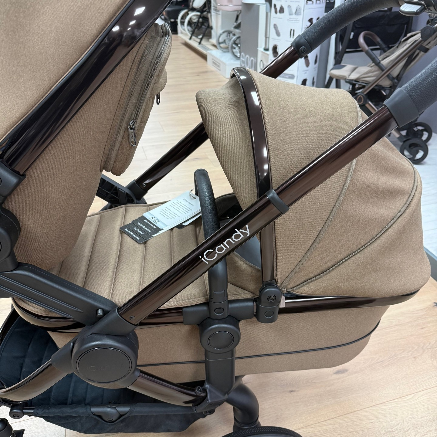 EX-DISPLAY iCandy Peach 7 Coco Double Complete Bundle With Cocoon Car Seat & Base