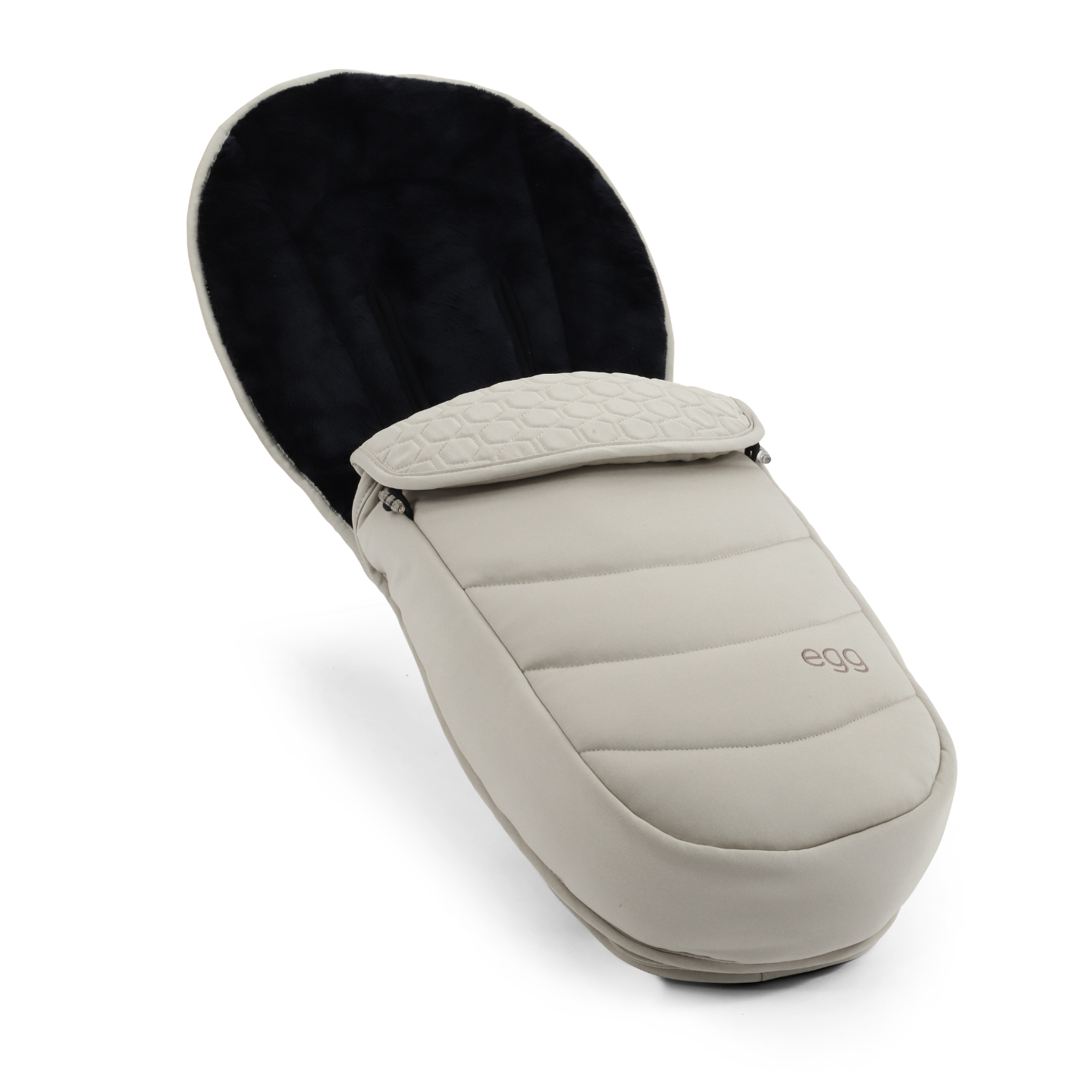 Egg3 Luxury 8 Piece i-Size Bundle - Cashmere