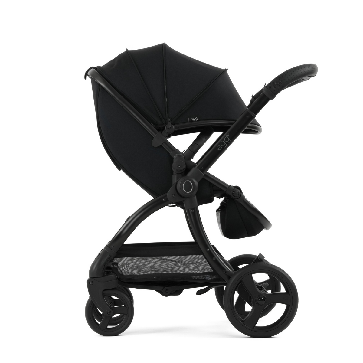 Egg3 Luxury 8 Piece i-Size Bundle - Panther