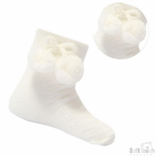 Cream Pom Pom Ankle Socks