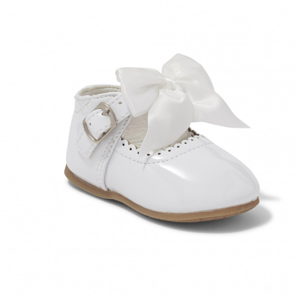 'Kylie' Bow Shoes - White